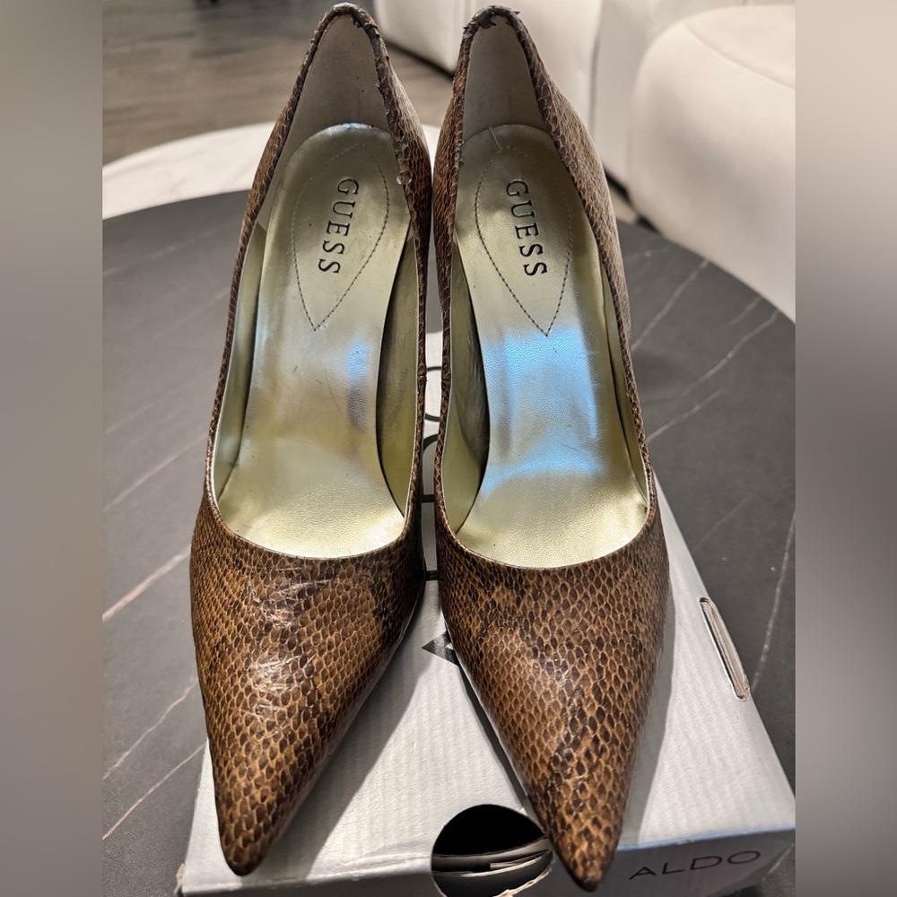 GUESS High heels Pump